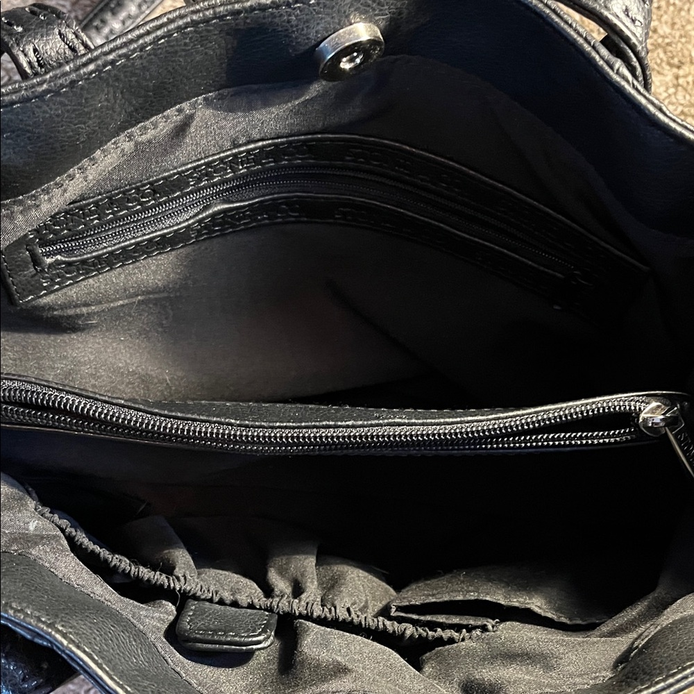 Stone & Co. Black Leather Shoulder Bag - Picture 4 of 8